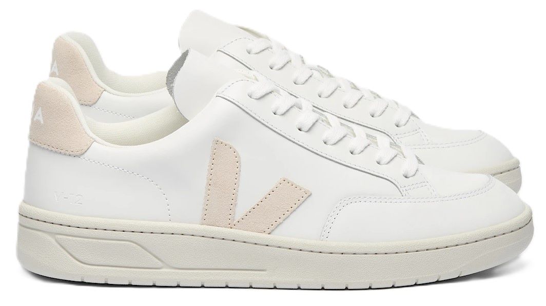 Veja V-12 Leather